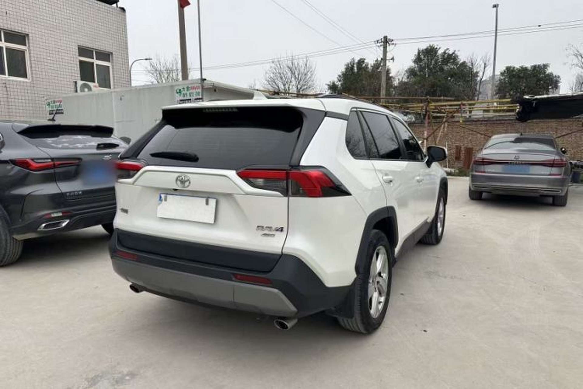 Used Toyota RAV4 2020 2.0L CVT 4x4 Style PLUS Edition Exterior 6