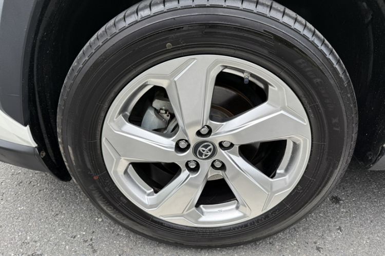 Used Toyota RAV4 2020 2.0L CVT 4x4 Trend Edition Exterior 6