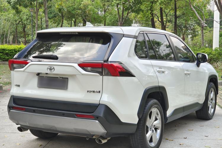 Used Toyota RAV4 2020 2.0L CVT Two-Wheel Drive Fashion Edition Exterior 7