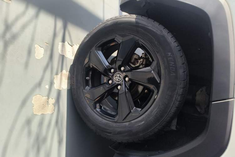 Used Toyota RAV4 2020 Dual-Engine 2.5L E-CVT 4x4 Elite PLUS Edition Exterior 8