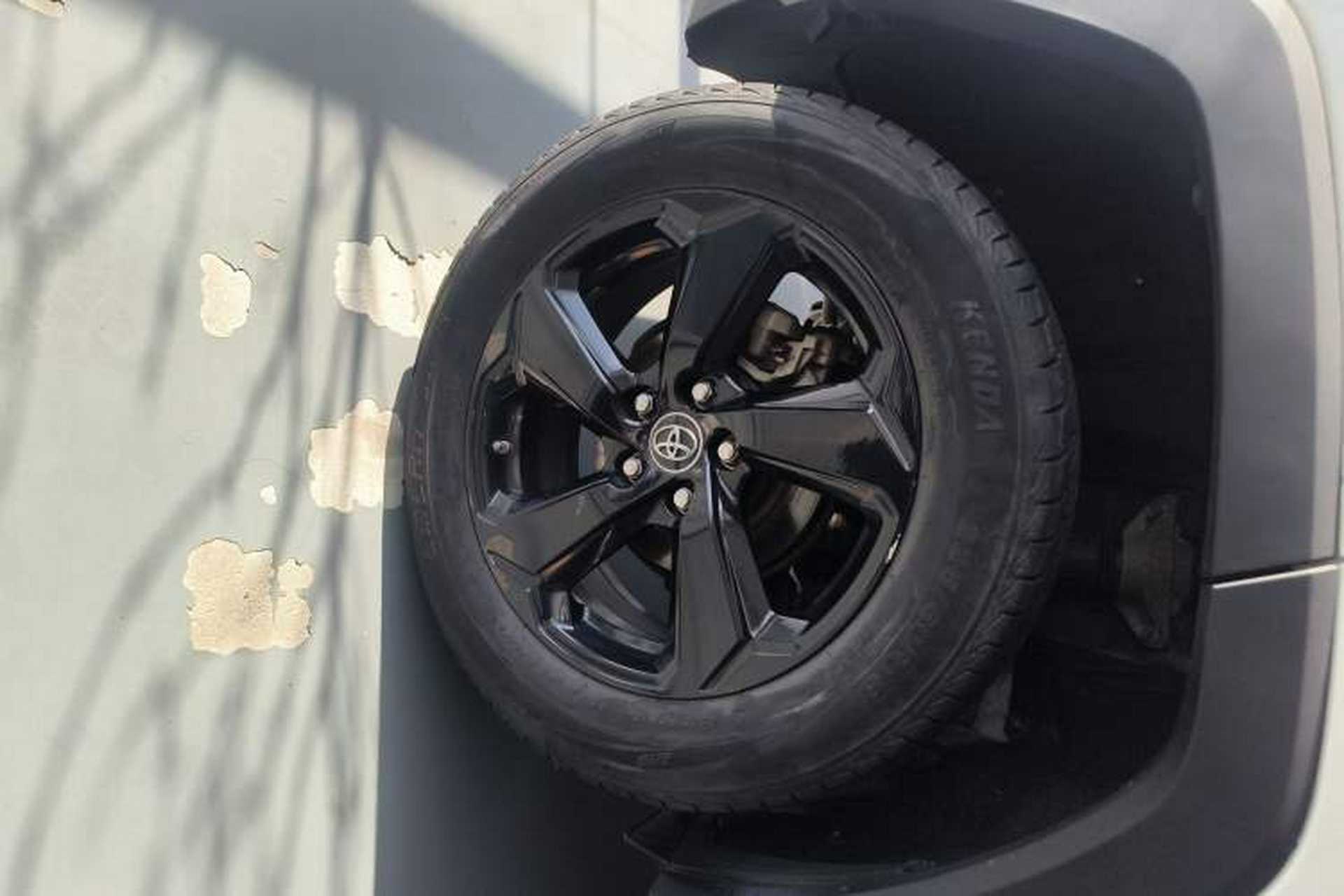 Used Toyota RAV4 2020 Dual-Engine 2.5L E-CVT 4x4 Elite PLUS Edition Exterior 8