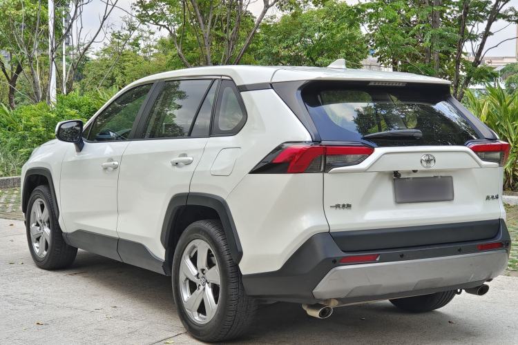 Used Toyota RAV4 2020 2.0L CVT Two-Wheel Drive Fashion Edition Exterior 9