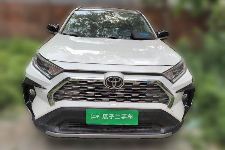 Used Toyota RAV4 2020 2.0L CVT Two-Wheel Drive Prestige Edition Front