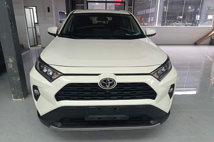 Used Toyota RAV4 2020 2.0L CVT Two-Wheel Drive Fashion Edition Front
