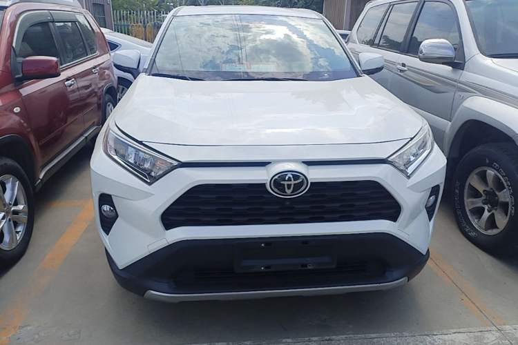 Used Toyota RAV4 2020 2.0L CVT Two-Wheel Drive Fashion PLUS Edition Front