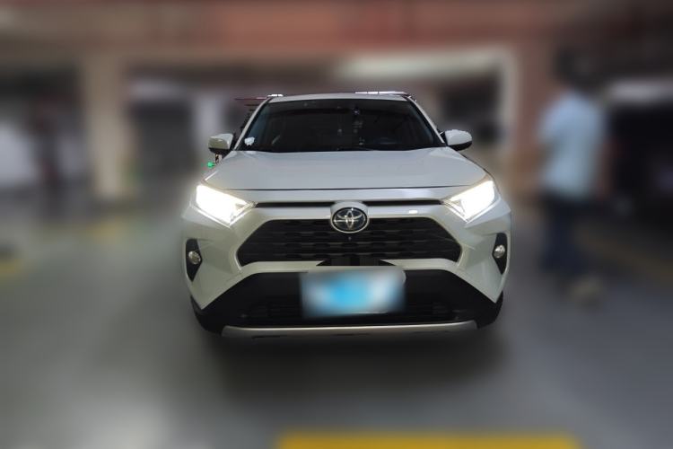 Used Toyota RAV4 2020 Dual-Engine 2.5L E-CVT Two-Wheel Drive Elite Edition Front
