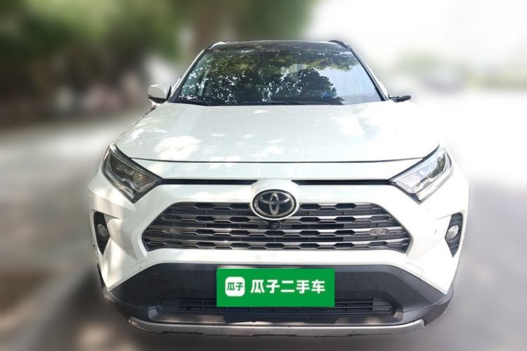 Used Toyota RAV4 2020 2.0L CVT Two-Wheel Drive Prestige Edition Front