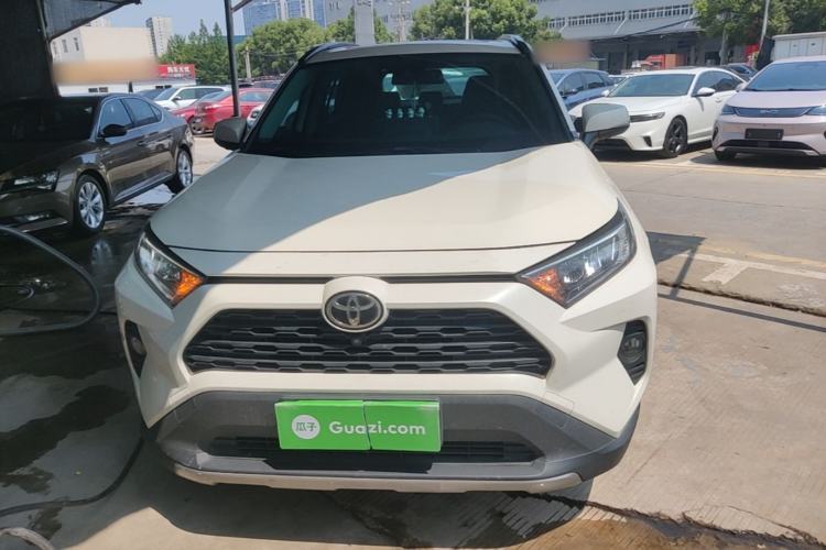 Used Toyota RAV4 2020 2.0L CVT Two-Wheel Drive Fashion Edition Front