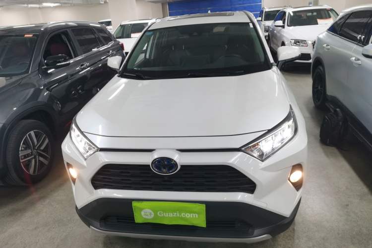 Used Toyota RAV4 2020 Dual-Engine 2.5L E-CVT Two-Wheel Drive Elite Edition Front