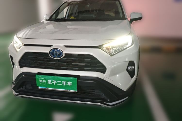 Used Toyota RAV4 2020 Dual-Engine 2.5L E-CVT Two-Wheel Drive Elite Edition Front