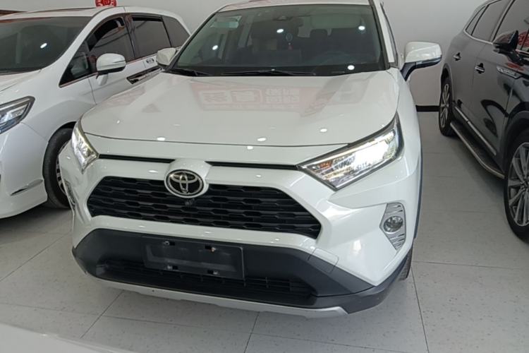Used Toyota RAV4 2020 2.0L CVT Two-Wheel Drive Fashion Edition Front
