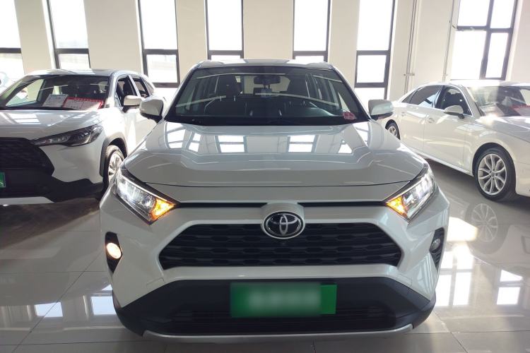 Used Toyota RAV4 2020 2.0L CVT Two-Wheel Drive Fashion PLUS Edition Front