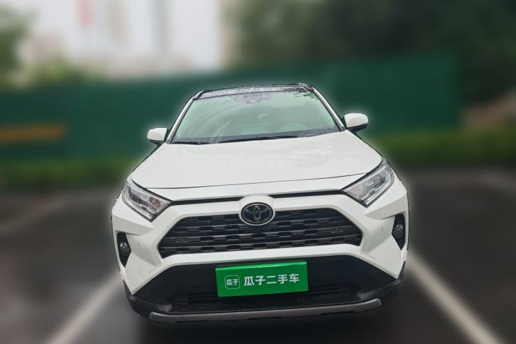 Used Toyota RAV4 2020 2.0L CVT Two-Wheel Drive Prestige Edition Front