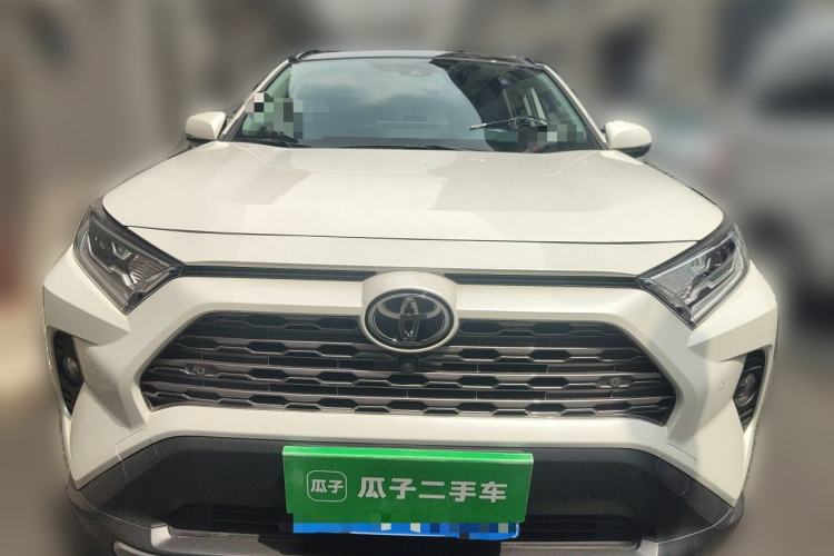 Used Toyota RAV4 2020 2.0L CVT Two-Wheel Drive Prestige Edition Front