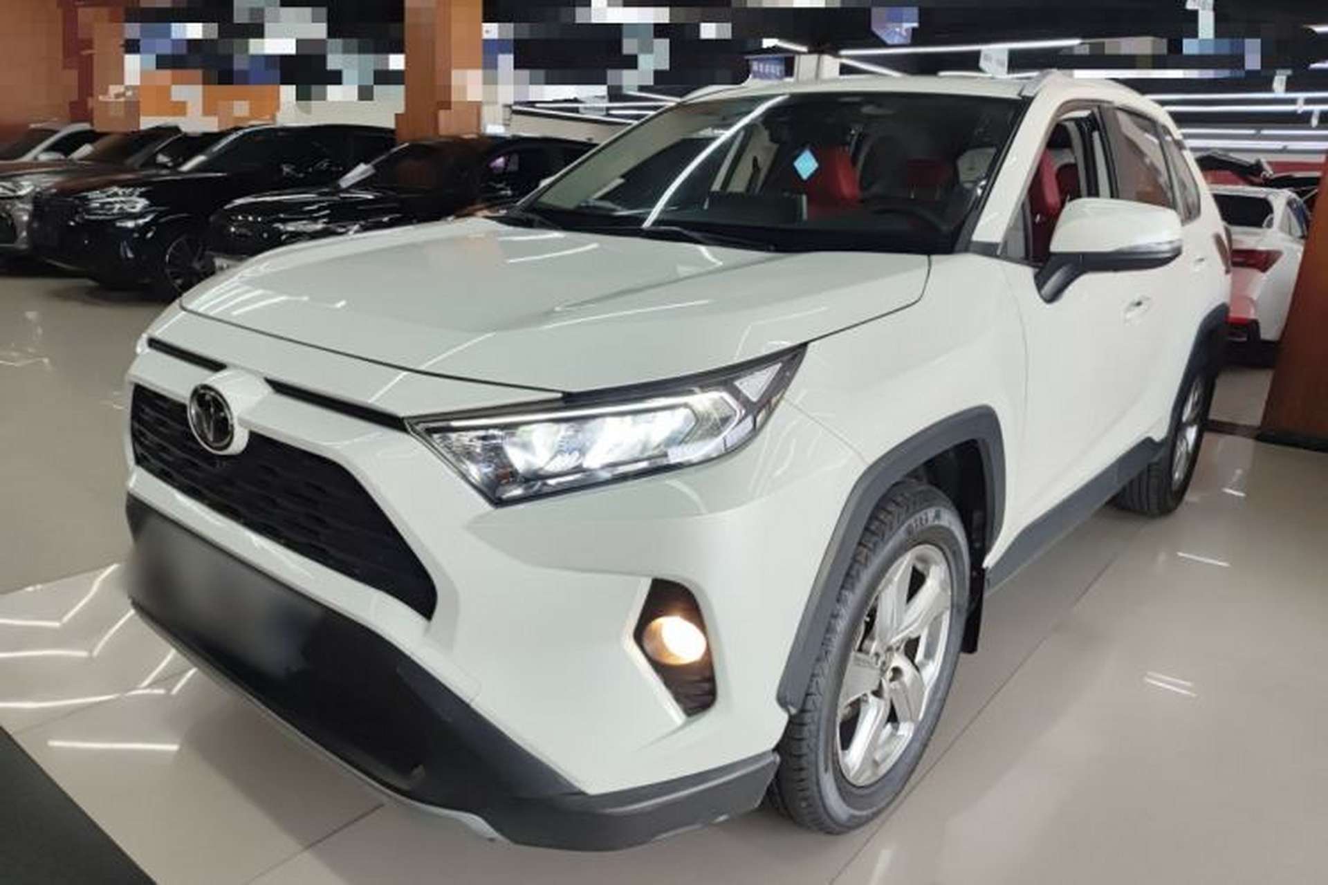 Used Toyota RAV4 2020 2.0L CVT Two-Wheel Drive Fashion Edition Front Left 45 Deg