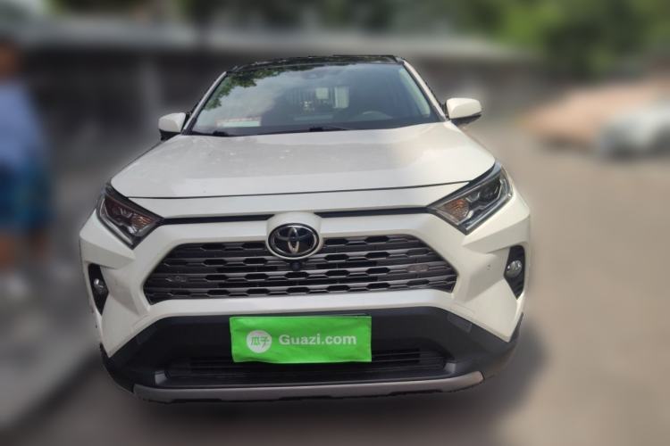 Used Toyota RAV4 2020 2.0L CVT Two-Wheel Drive Prestige Edition Front