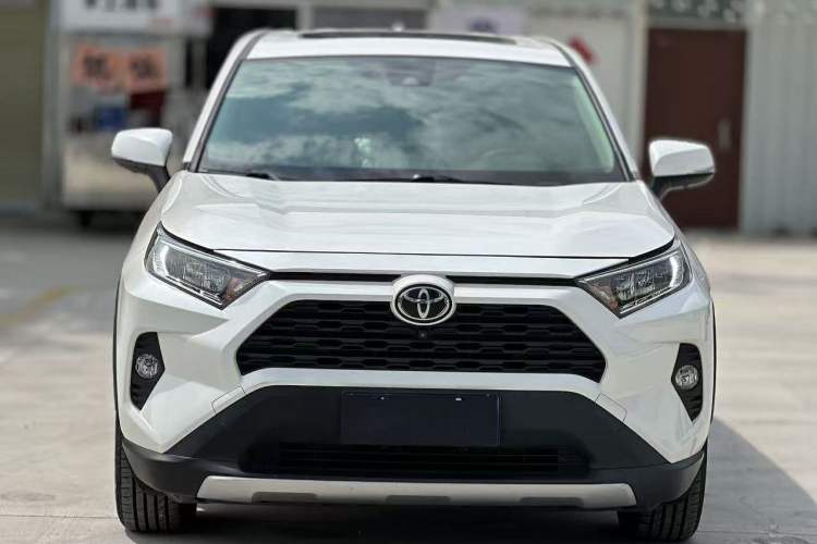 Used Toyota RAV4 2020 2.0L CVT 4x4 Style PLUS Edition Front