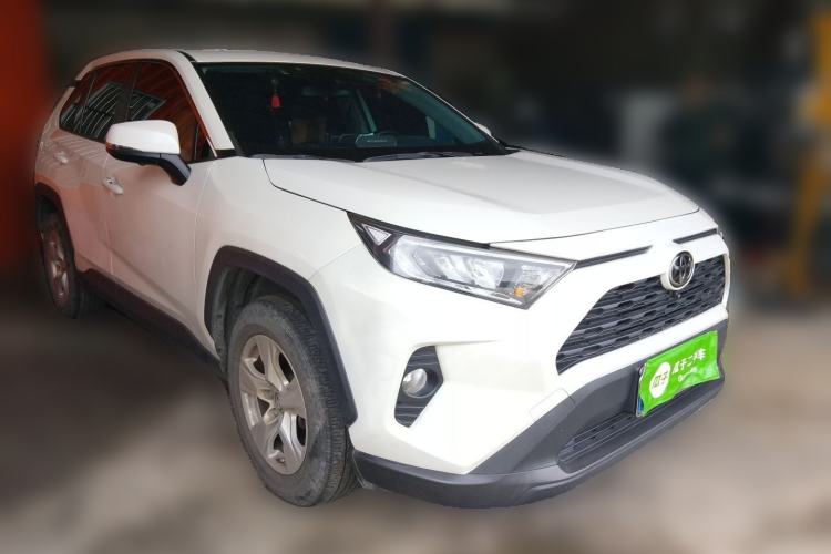 Used Toyota RAV4 2020 2.0L CVT Two-Wheel Drive Urban Edition Front Right 45 Deg