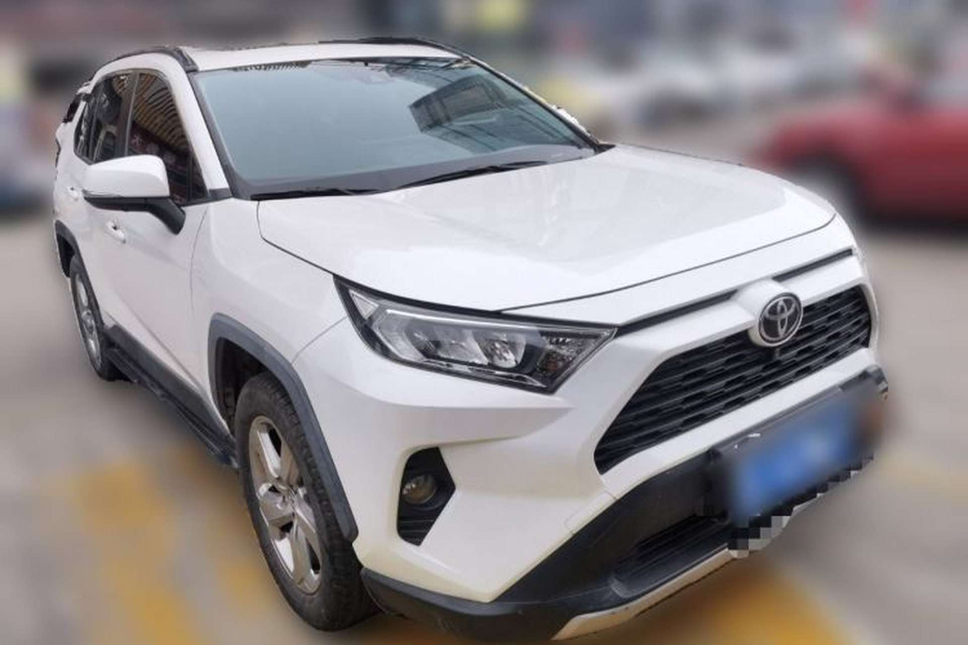 Used Toyota RAV4 2020 2.0L CVT Two-Wheel Drive Fashion Edition Front Right 45 Deg