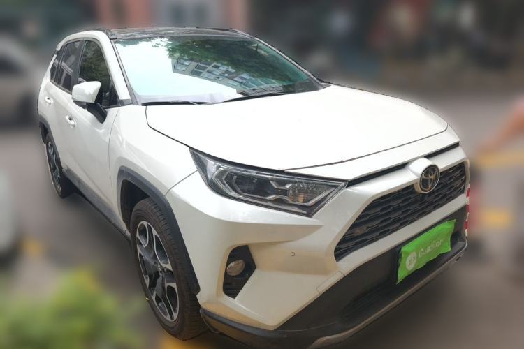 Used Toyota RAV4 2020 2.0L CVT Four-Wheel Drive Prestige Edition Front Right 45 Deg