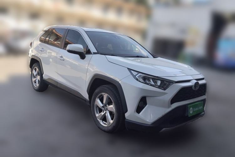 Used Toyota RAV4 2020 2.0L CVT Two-Wheel Drive Fashion Edition Front Right 45 Deg