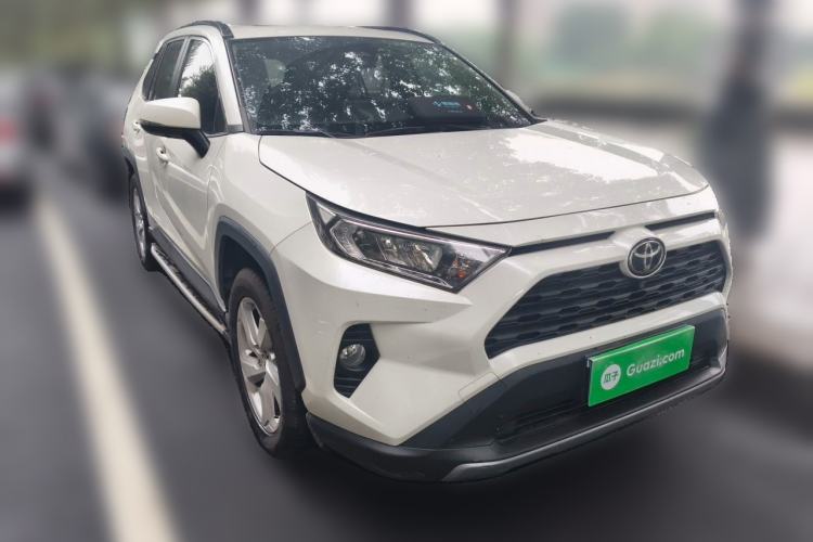 Used Toyota RAV4 2020 2.0L CVT 4x4 Trend Edition Front Right 45 Deg