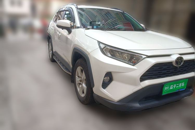 Used Toyota RAV4 2020 2.0L CVT Two-Wheel Drive Urban Edition Front Right 45 Deg