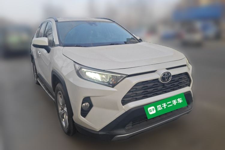 Used Toyota RAV4 2020 2.0L CVT 4x4 Trend Edition Front Right 45 Deg