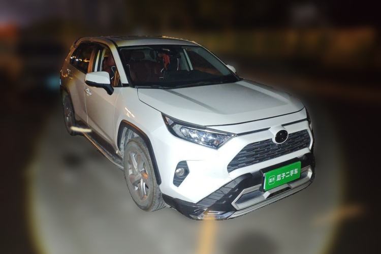Used Toyota RAV4 2020 2.0L CVT 4x4 Trend Edition Front Right 45 Deg