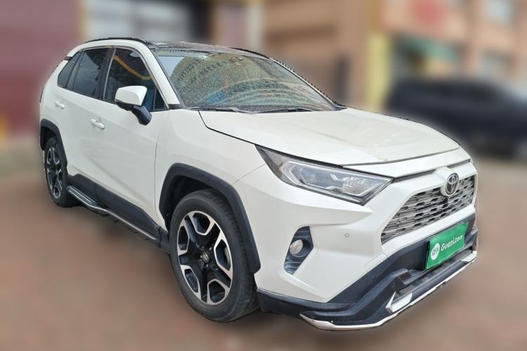 Used Toyota RAV4 2020 2.0L CVT Two-Wheel Drive Prestige Edition Front Right 45 Deg