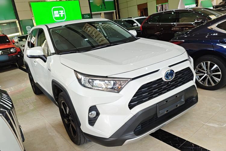 Used Toyota RAV4 2020 Dual-Engine 2.5L E-CVT 4x4 Elite PLUS Edition Front Right 45 Deg