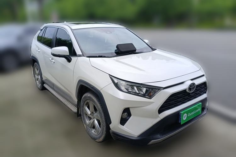 Used Toyota RAV4 2020 2.0L CVT 4x4 Trend Edition Front Right 45 Deg