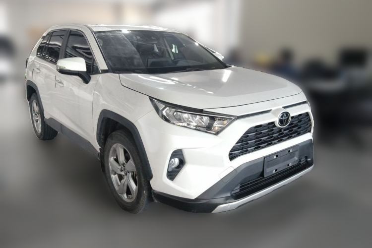Used Toyota RAV4 2020 2.0L CVT 4x4 Trend Edition Front Right 45 Deg
