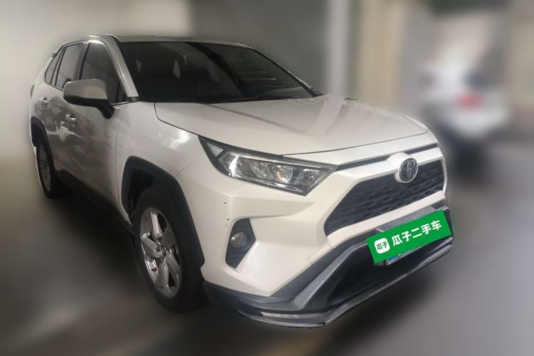 Used Toyota RAV4 2020 2.0L CVT 4x4 Trend Edition Front Right 45 Deg