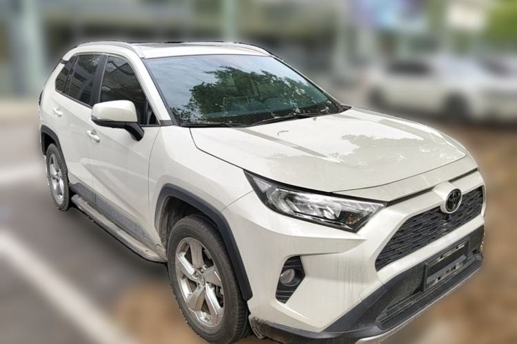 Used Toyota RAV4 2020 2.0L CVT 4x4 Trend Edition Front Right 45 Deg
