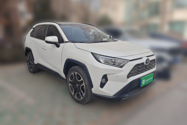 Used Toyota RAV4 2020 2.0L CVT Two-Wheel Drive Prestige Edition Front Right 45 Deg