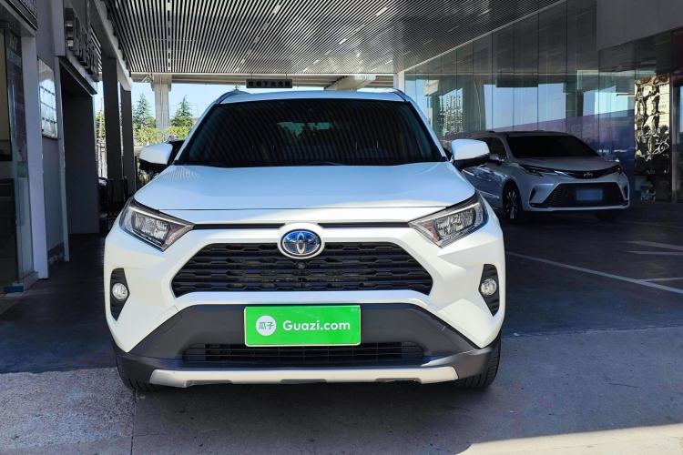 Used Toyota RAV4 2020 Dual-Engine 2.5L E-CVT Two-Wheel Drive Elite Edition Front