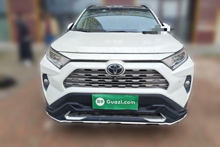 Used Toyota RAV4 2020 2.0L CVT Two-Wheel Drive Prestige Edition Front