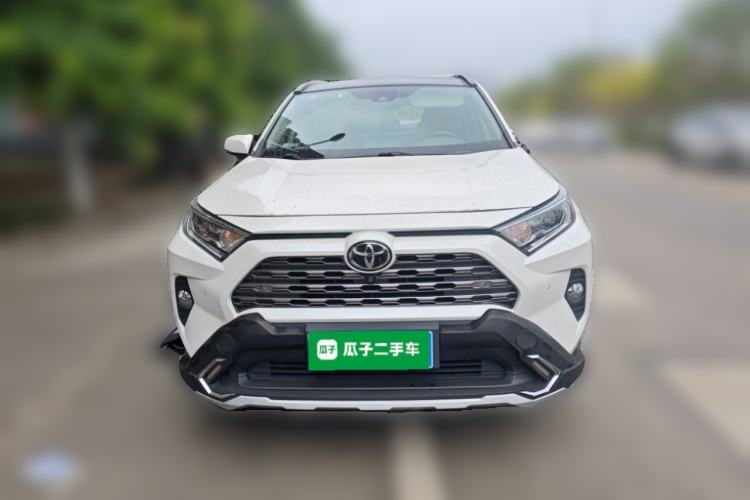 Used Toyota RAV4 2020 2.0L CVT Two-Wheel Drive Prestige Edition Front