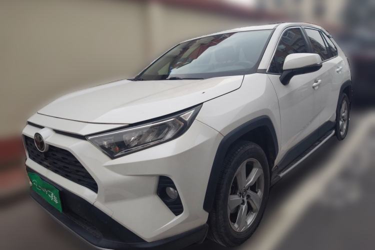 Used Toyota RAV4 2020 2.0L CVT Two-Wheel Drive Fashion PLUS Edition Guazi used car, China used car export, Used car for sale, Used  cars, Cheapest cars for sale