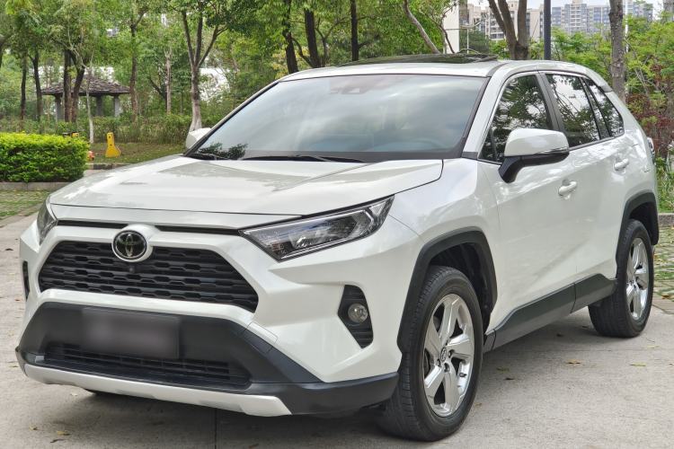 Used Toyota RAV4 2020 2.0L CVT Two-Wheel Drive Fashion Edition Guazi used car, China used car export, Used car for sale, Used cars, Cheapest cars for sale