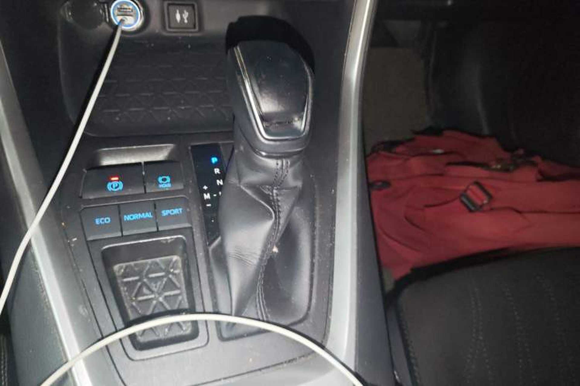 Used Toyota RAV4 2020 2.0L CVT Two-Wheel Drive Fashion PLUS Edition Gear Lever
