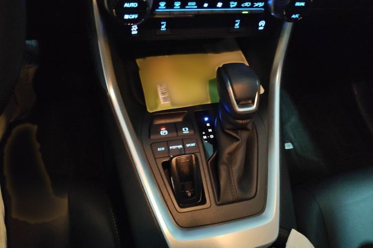 Used Toyota RAV4 2020 2.0L CVT Two-Wheel Drive Fashion PLUS Edition Gear Lever
