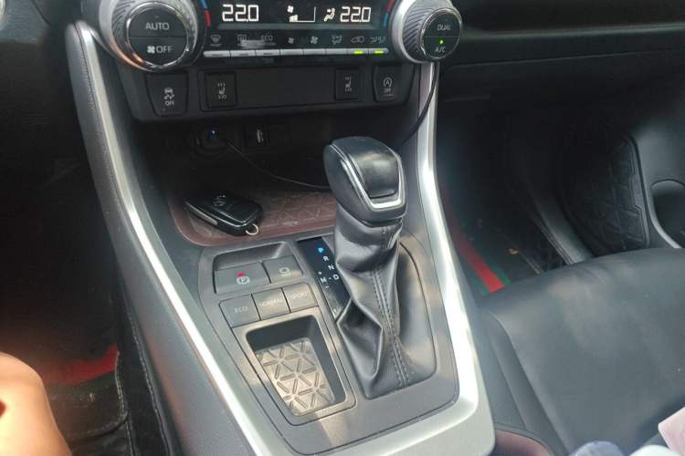 Used Toyota RAV4 2020 2.0L CVT Two-Wheel Drive Prestige Edition Gear Lever