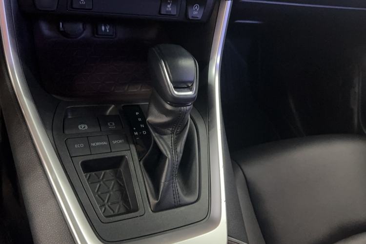 Used Toyota RAV4 2020 2.0L CVT Two-Wheel Drive Prestige Edition Gear Lever