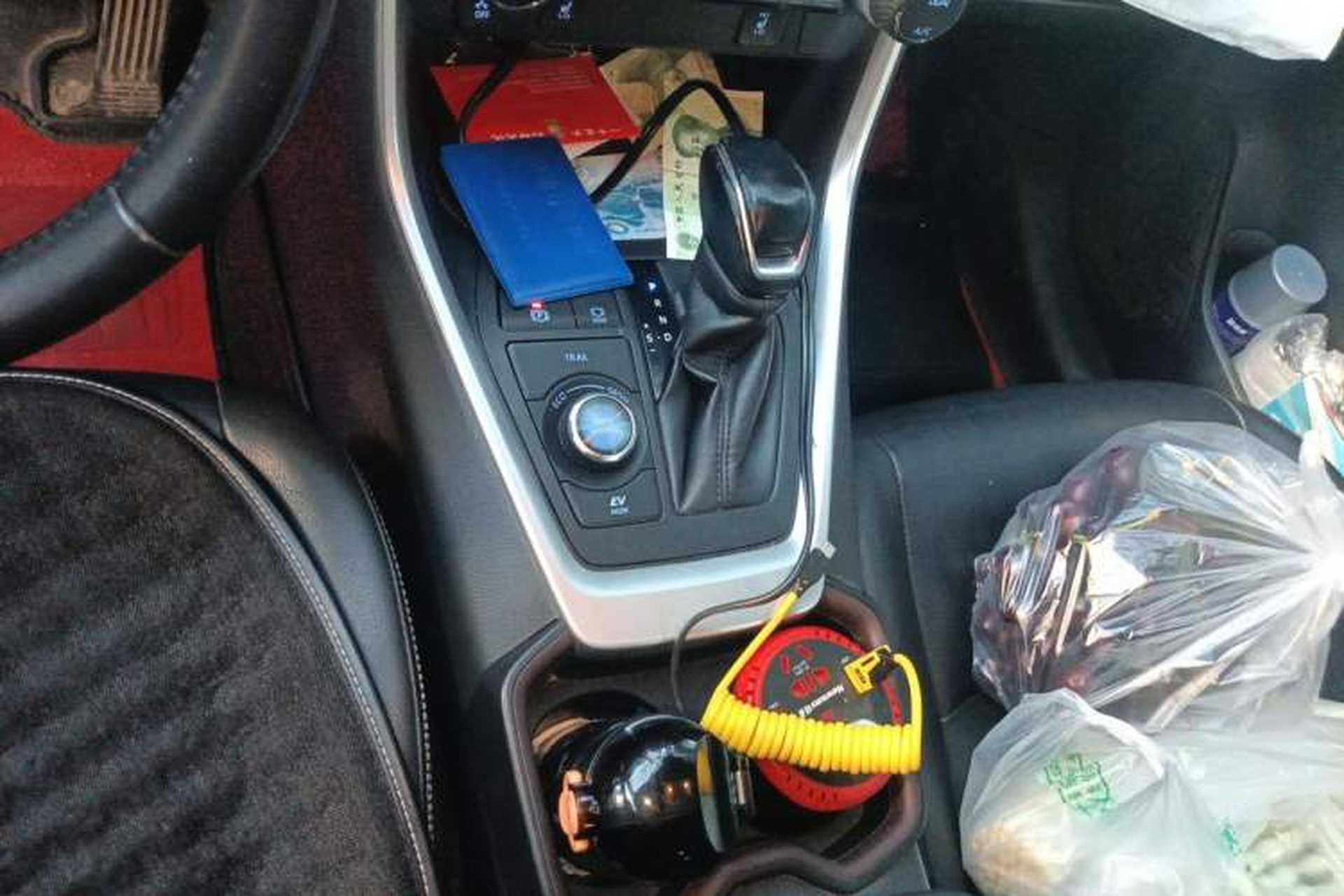 Used Toyota RAV4 2020 Dual-Motor 2.5L E-CVT Four-Wheel Drive Flagship Edition Gear Lever