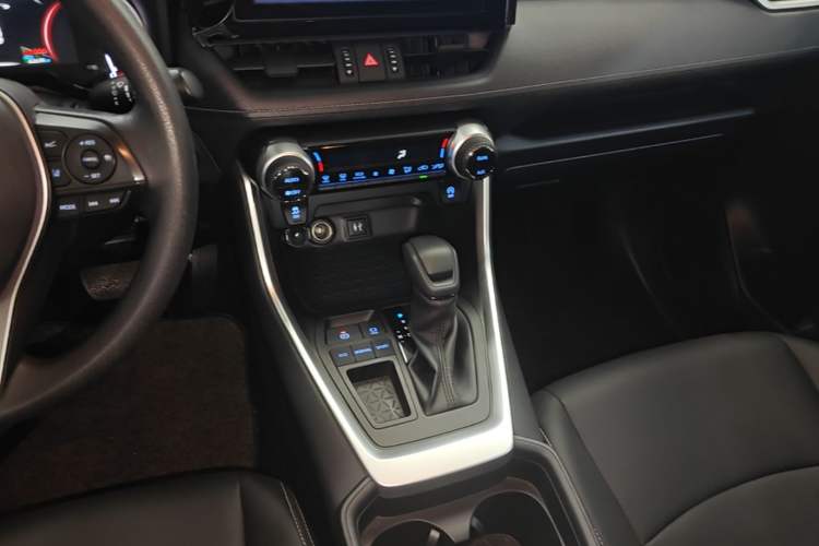 Used Toyota RAV4 2020 2.0L CVT Two-Wheel Drive Fashion Edition Gear Lever
