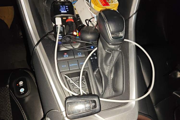 Used Toyota RAV4 2020 2.0L CVT Two-Wheel Drive Fashion PLUS Edition Gear Lever