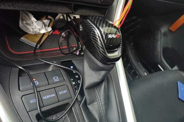 Used Toyota RAV4 2020 2.0L CVT Two-Wheel Drive Prestige Edition Gear Lever