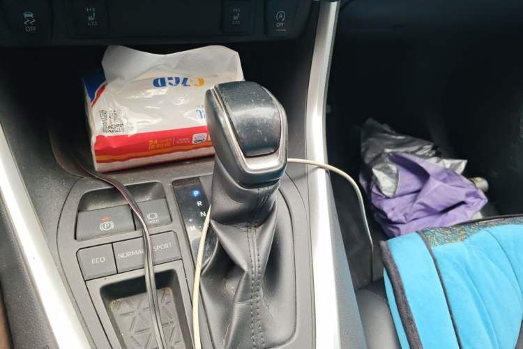Used Toyota RAV4 2020 2.0L CVT Two-Wheel Drive Prestige Edition Gear Lever
